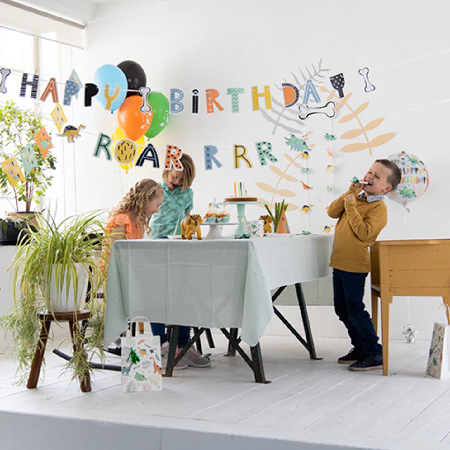 Dino Roars "Happy Birthday" Foil Party Balloon - (45 cm) - Anilas UK