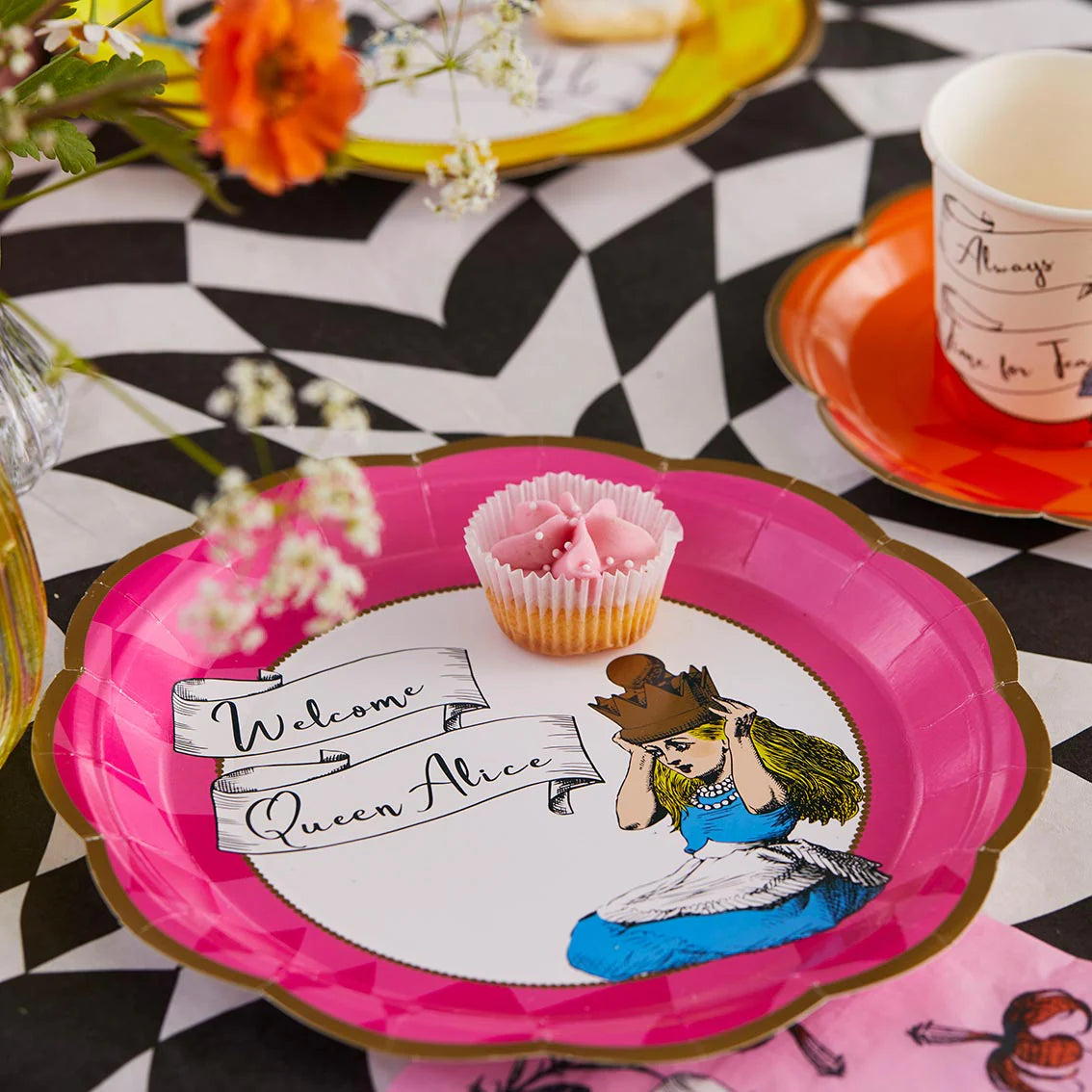 Truly Alice Bright Paper Plates - 23cm (12 Pack) - Anilas UK