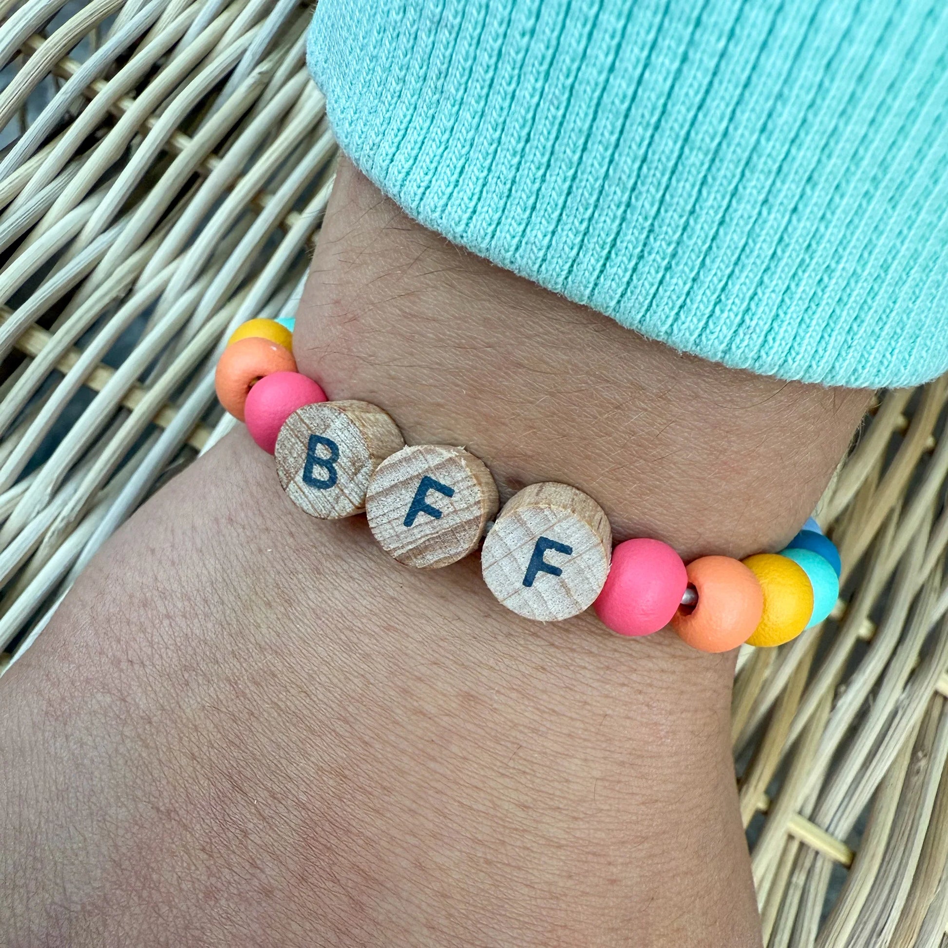 Make Your Own BFF Friendship Bracelet - Anilas UK