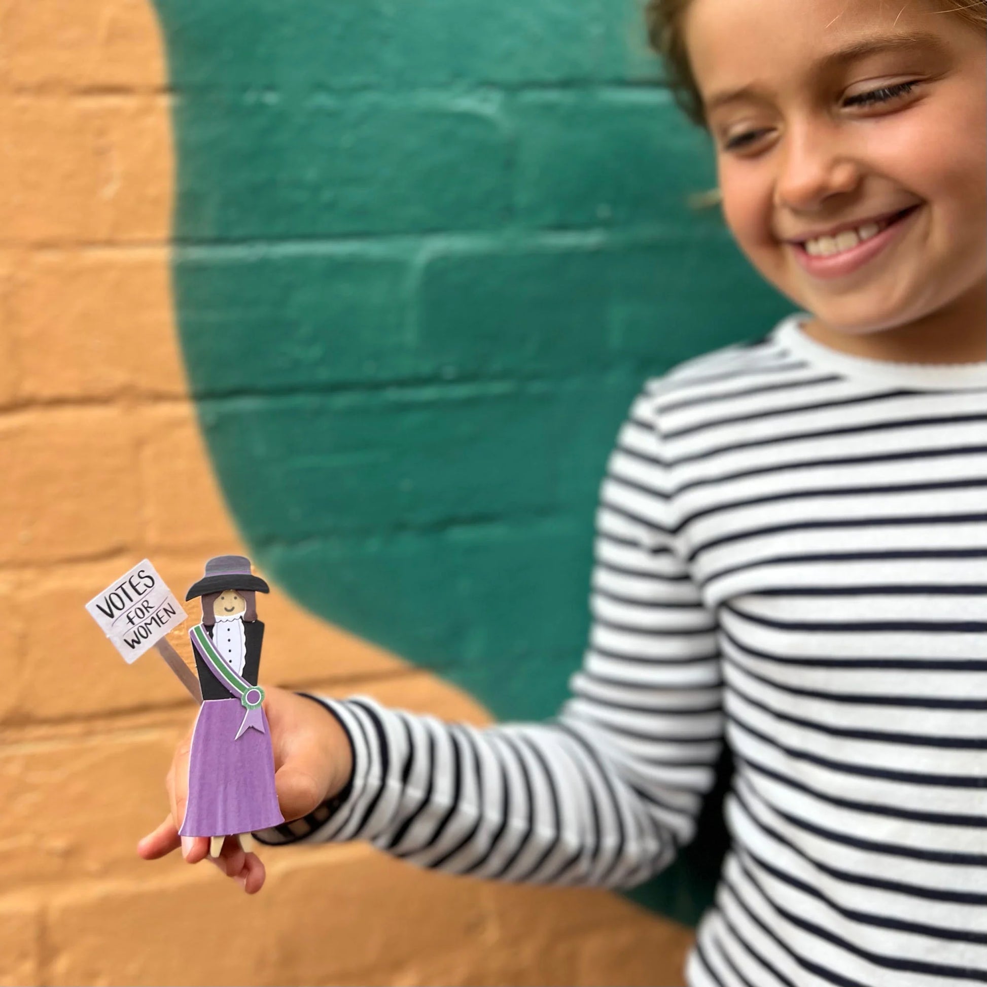 Make Your Own Emmeline Pankhurst Peg Doll - Anilas UK
