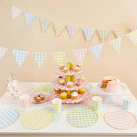 
              Gingham Paper Bunting 2.5M - Anilas UK
            