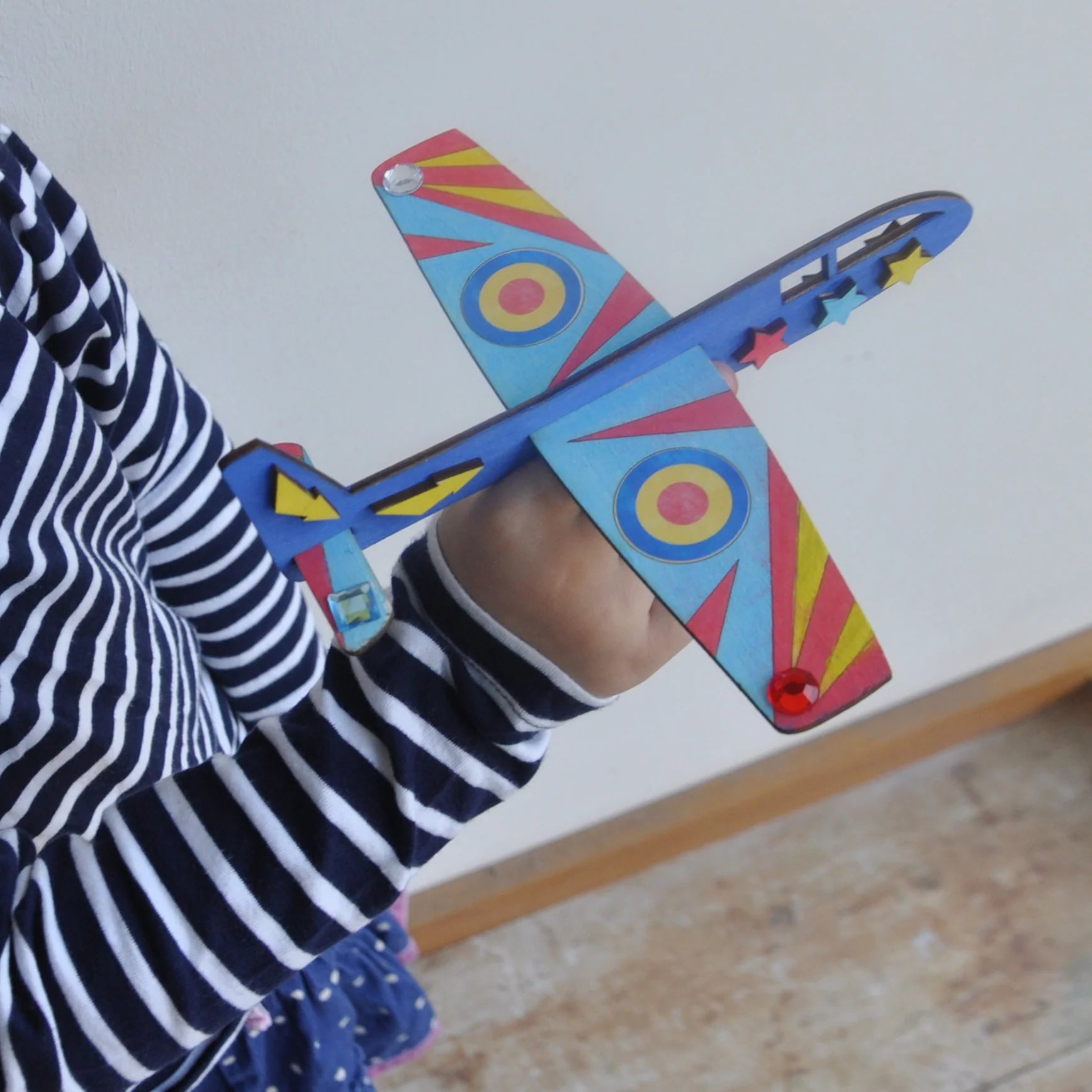 Make Your Own Glider Plane Craft Kit - Anilas UK