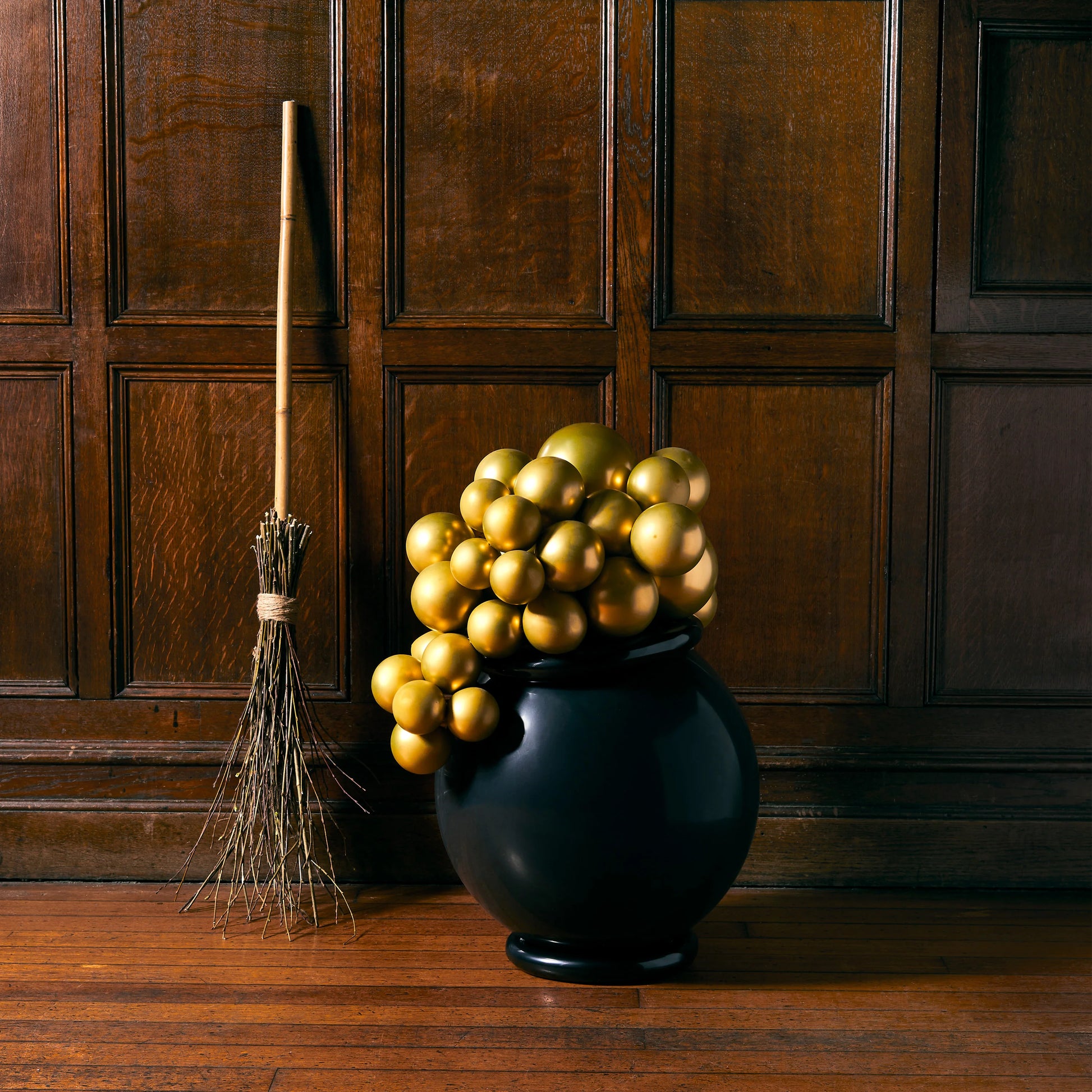 Witches Cauldron Halloween Party Balloon Set - Black & Gold - Anilas UK