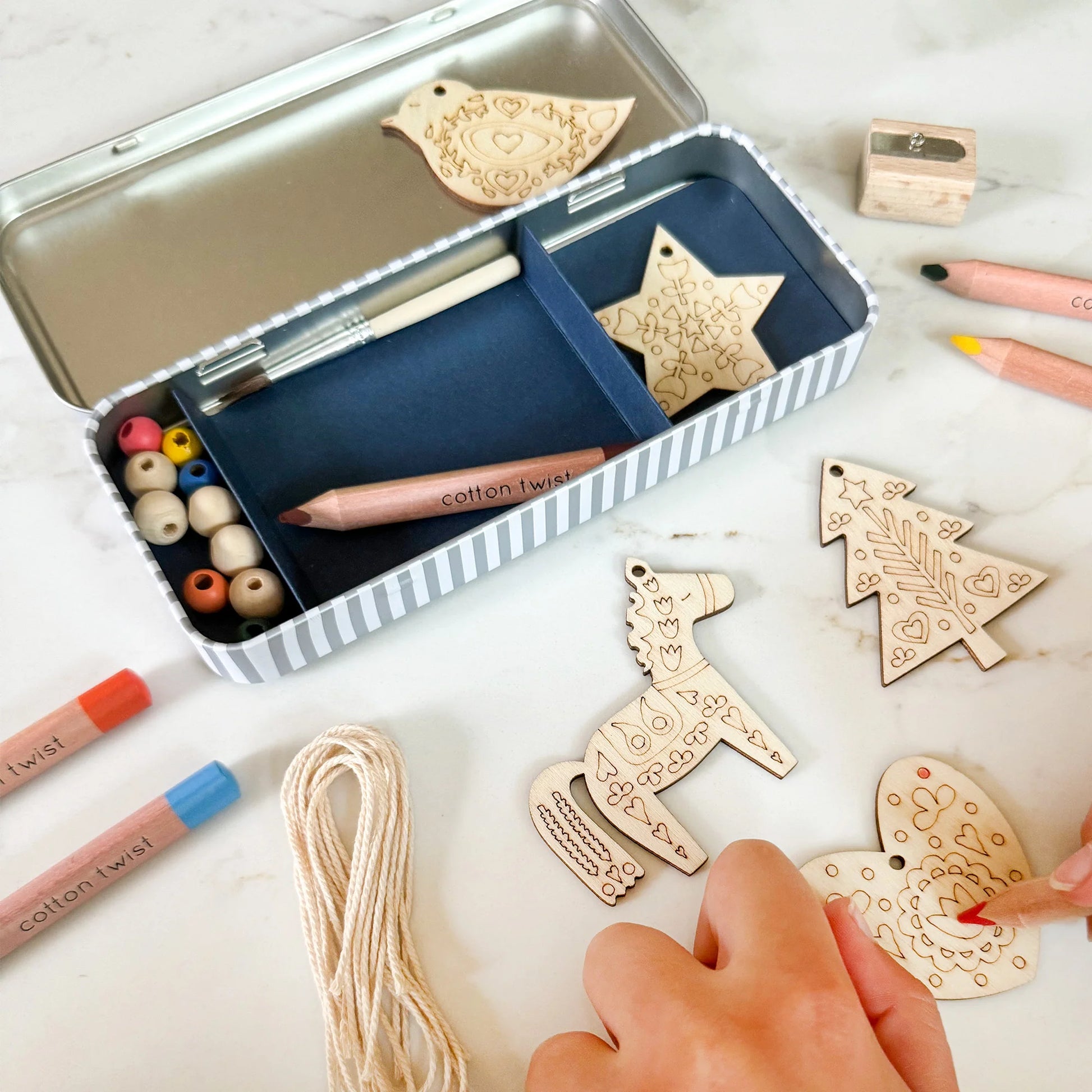 Folk Art Decoration Kit - Anilas UK