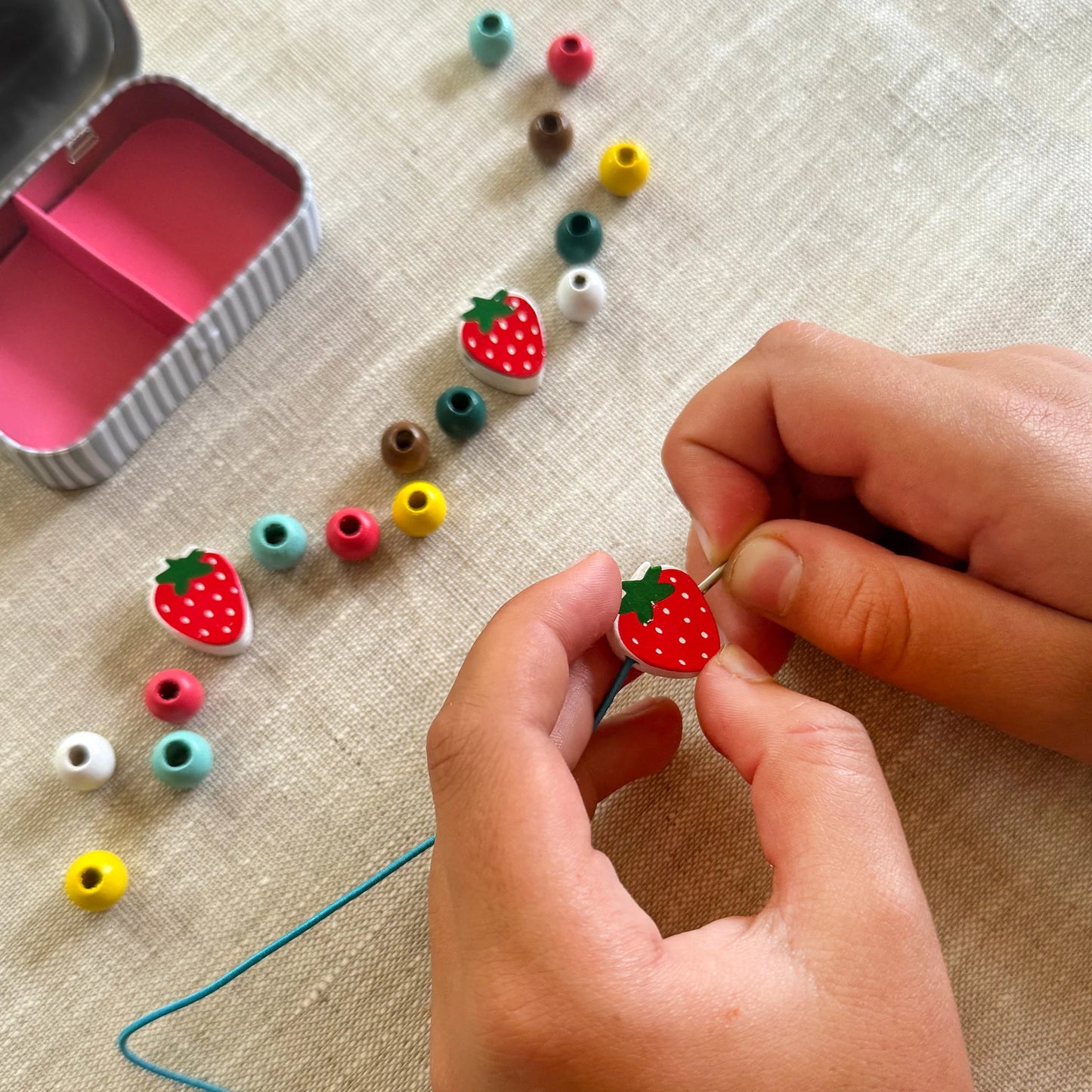 Strawberry Bracelet Gift Kit - Anilas UK