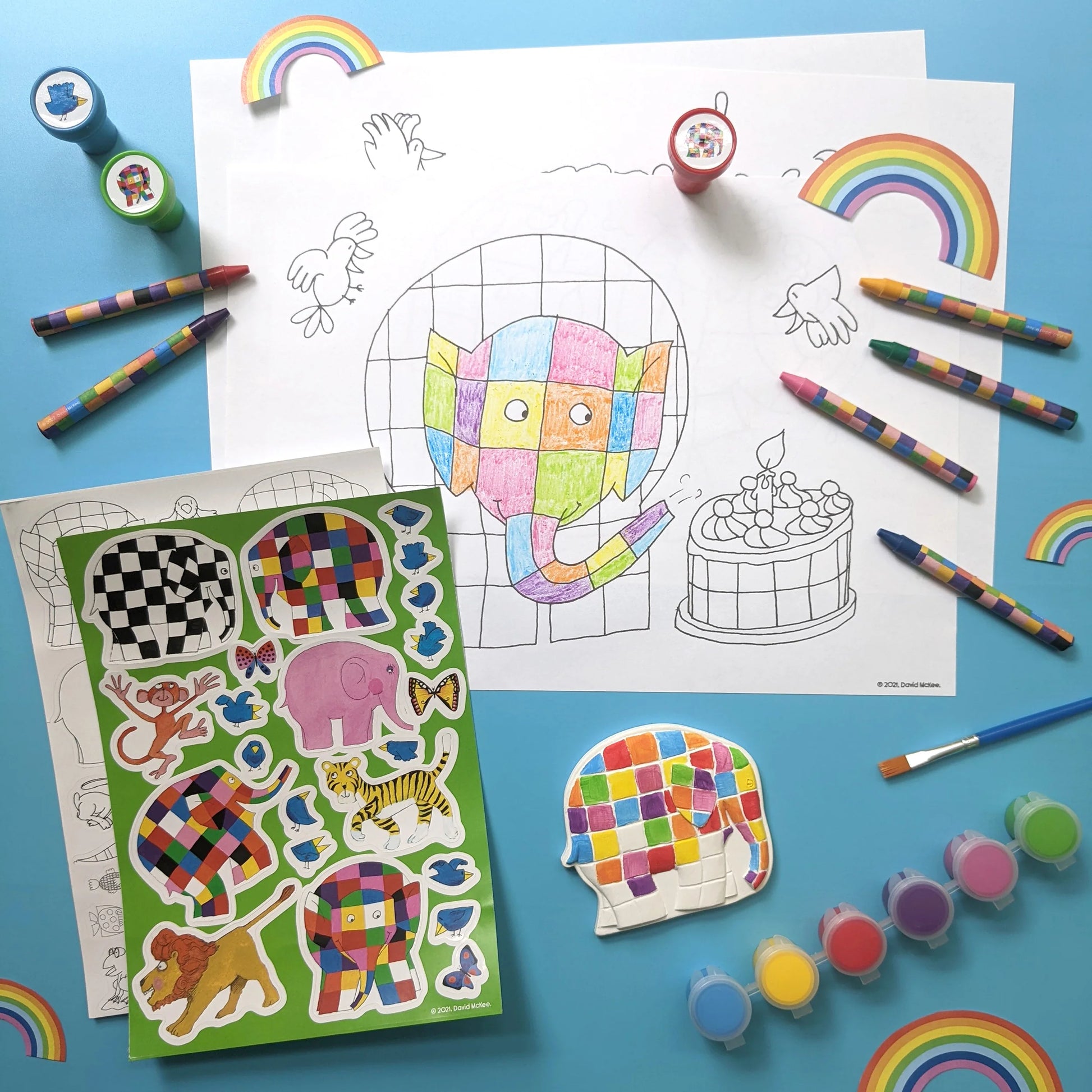 Elmer Children's Art Activity Set - Includes Paints, Crayons and Stickers - Anilas UK