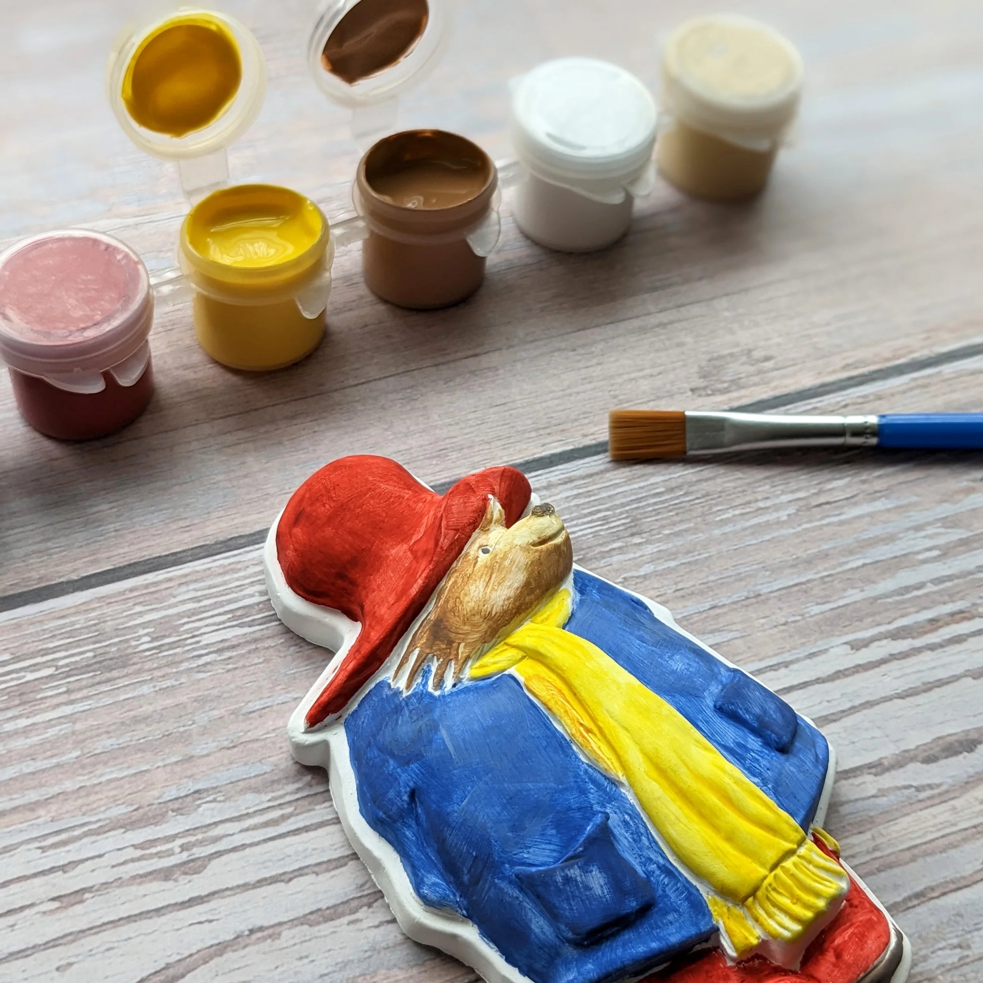 Paddington Children's Art Activity Set - Includes Paints, Crayons and Stickers - Anilas UK