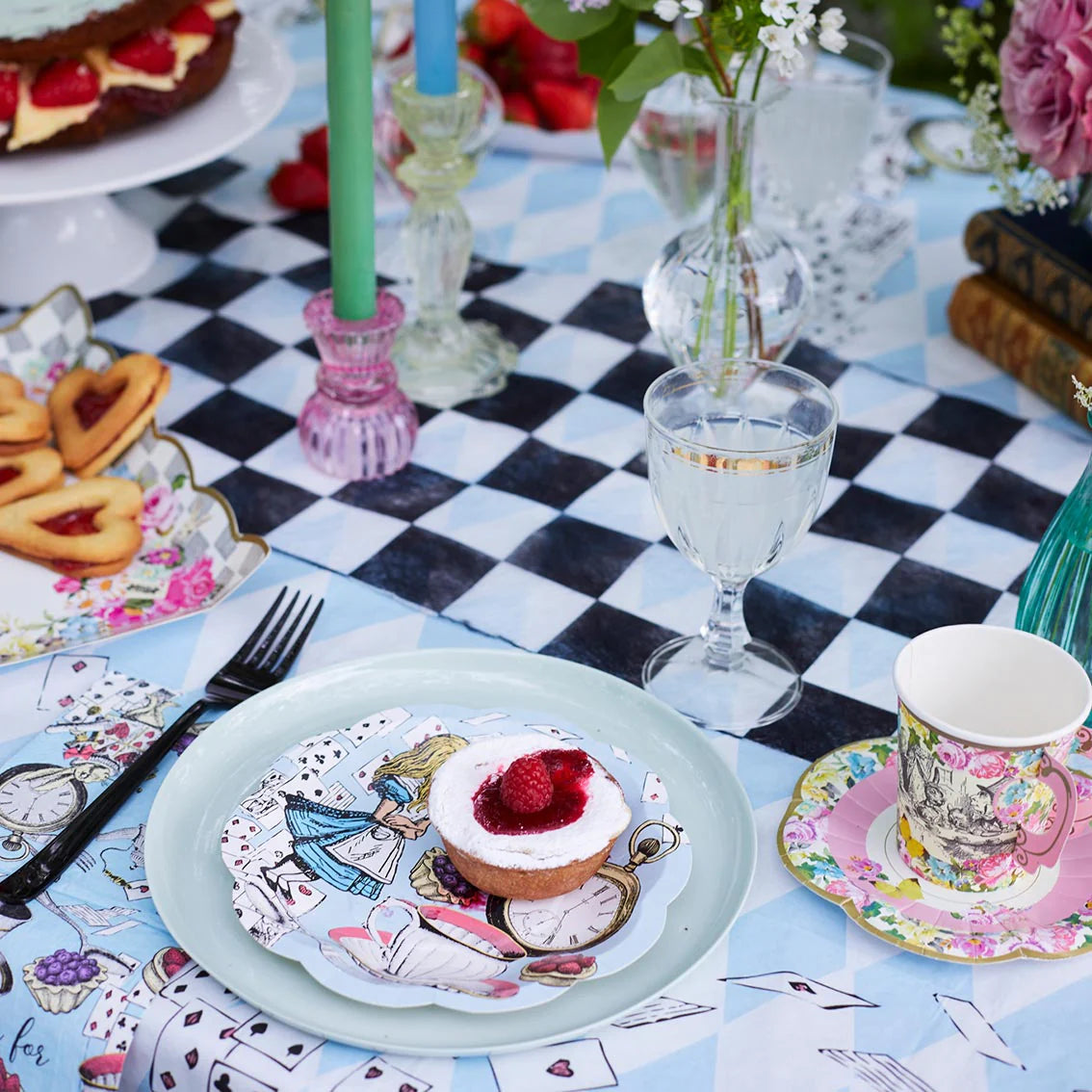 Blue Alice in Wonderland Recyclable Paper Plates - 12 Pack - Anilas UK