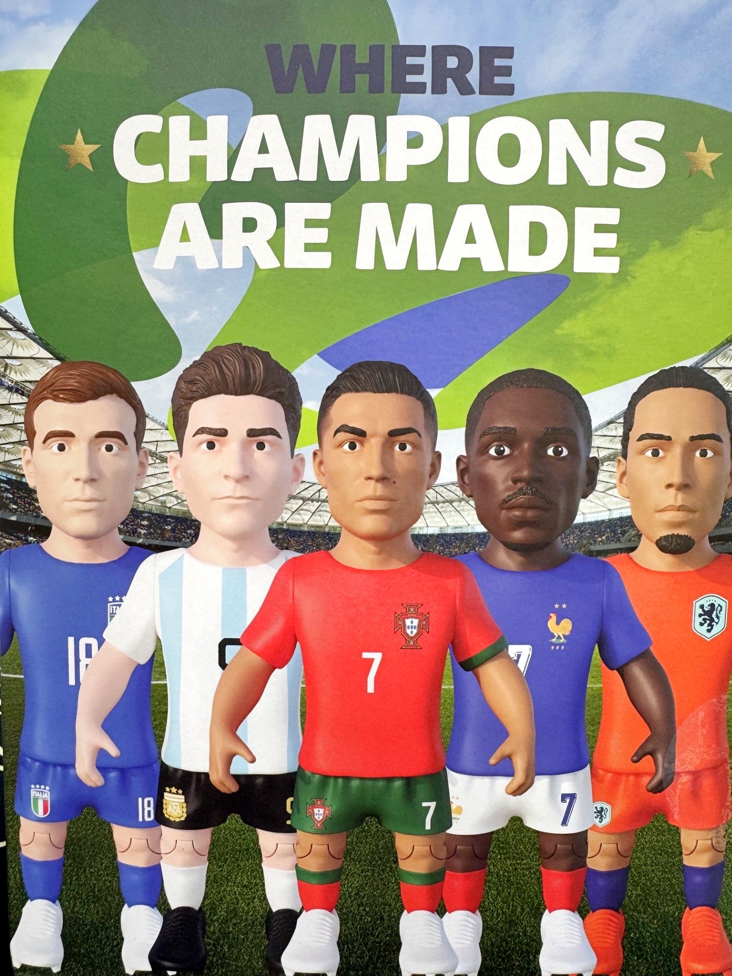 Supergoal Mundial Surprise Reveal Collectable Mini Football Figure Shoe Capsule