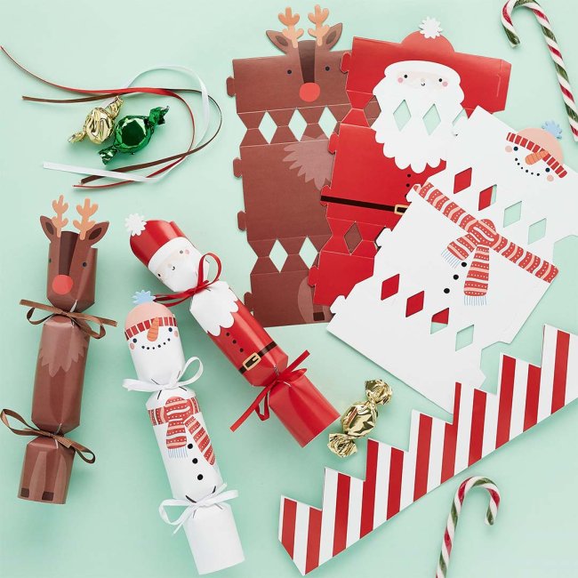 DIY Festive Friends Cracker Kit - Pack of 6 - Anilas UK