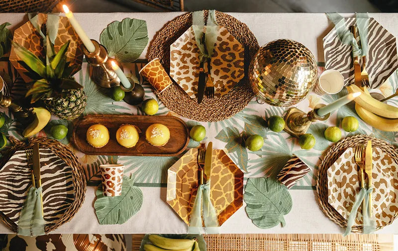 Safari Spots Paper Plates 23 cm (Pack of 6) - Anilas UK