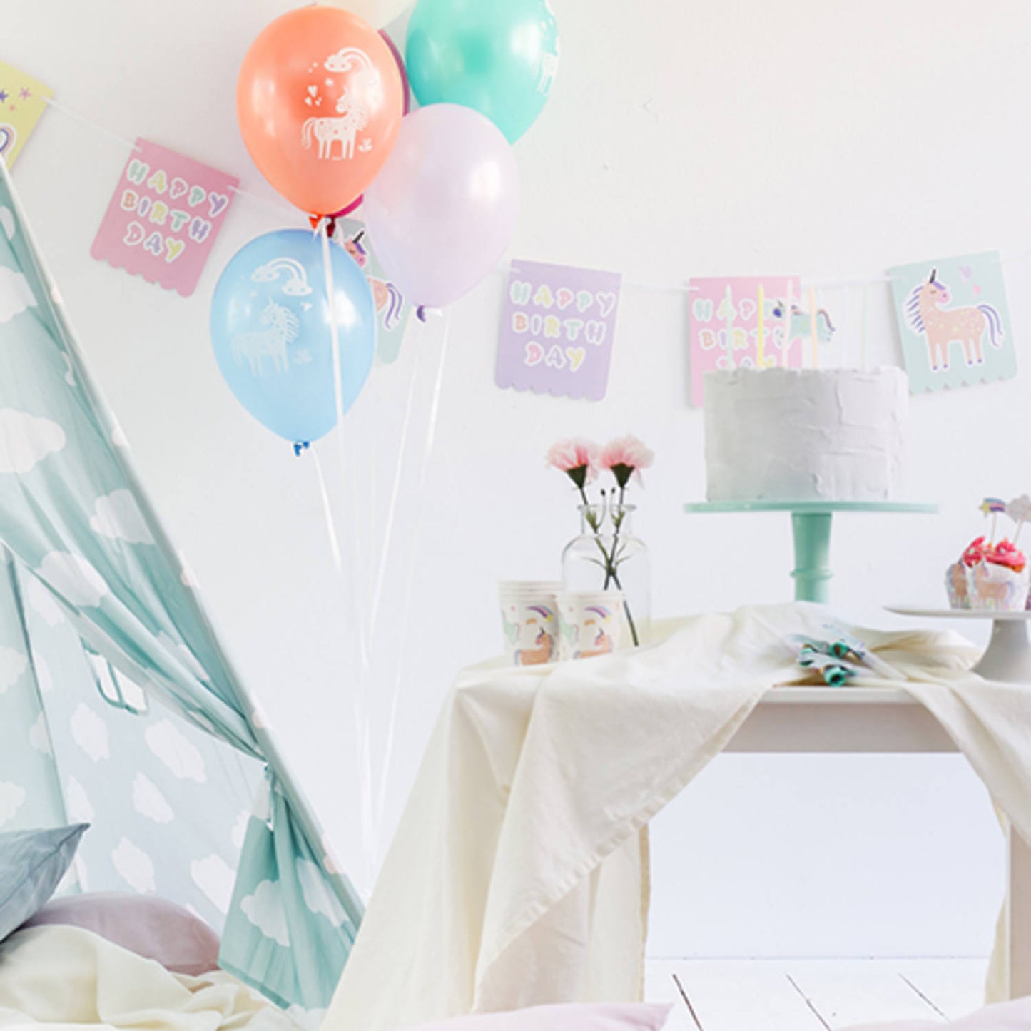 Unicorns & Rainbows "Happy Birthday" Banner - Anilas UK
