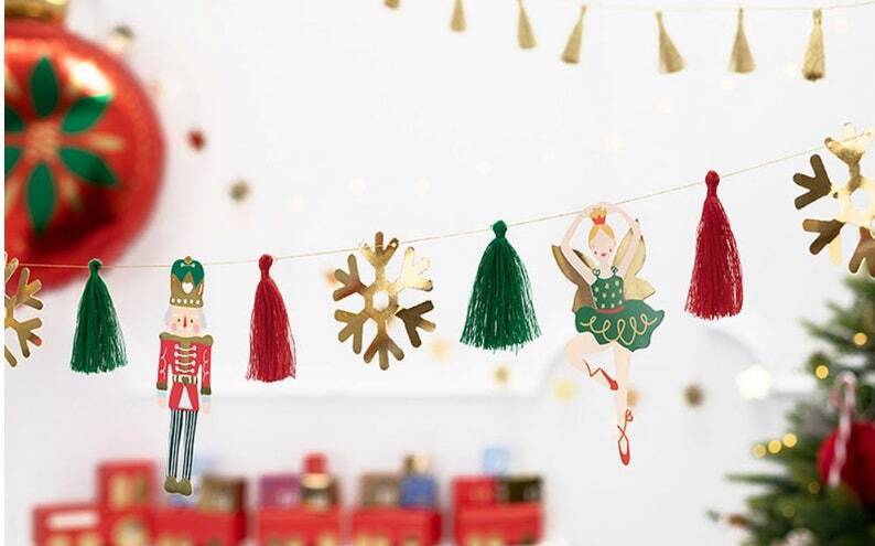 Nutcracker Paper Garland with Tassels - Anilas UK