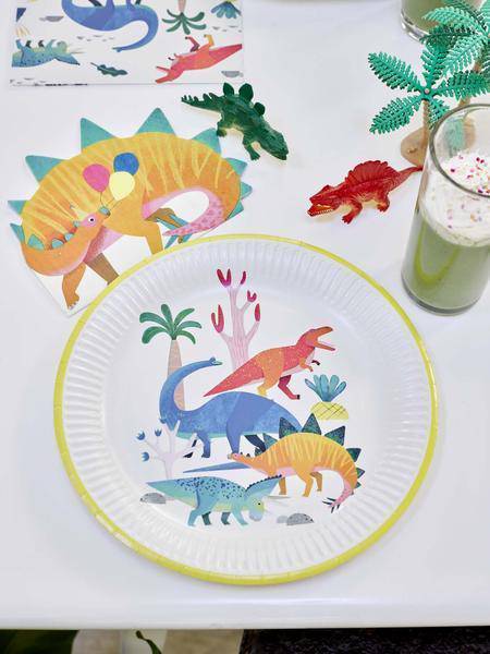 Pack of 8 Dinosaur Party Paper Plates - Anilas UK