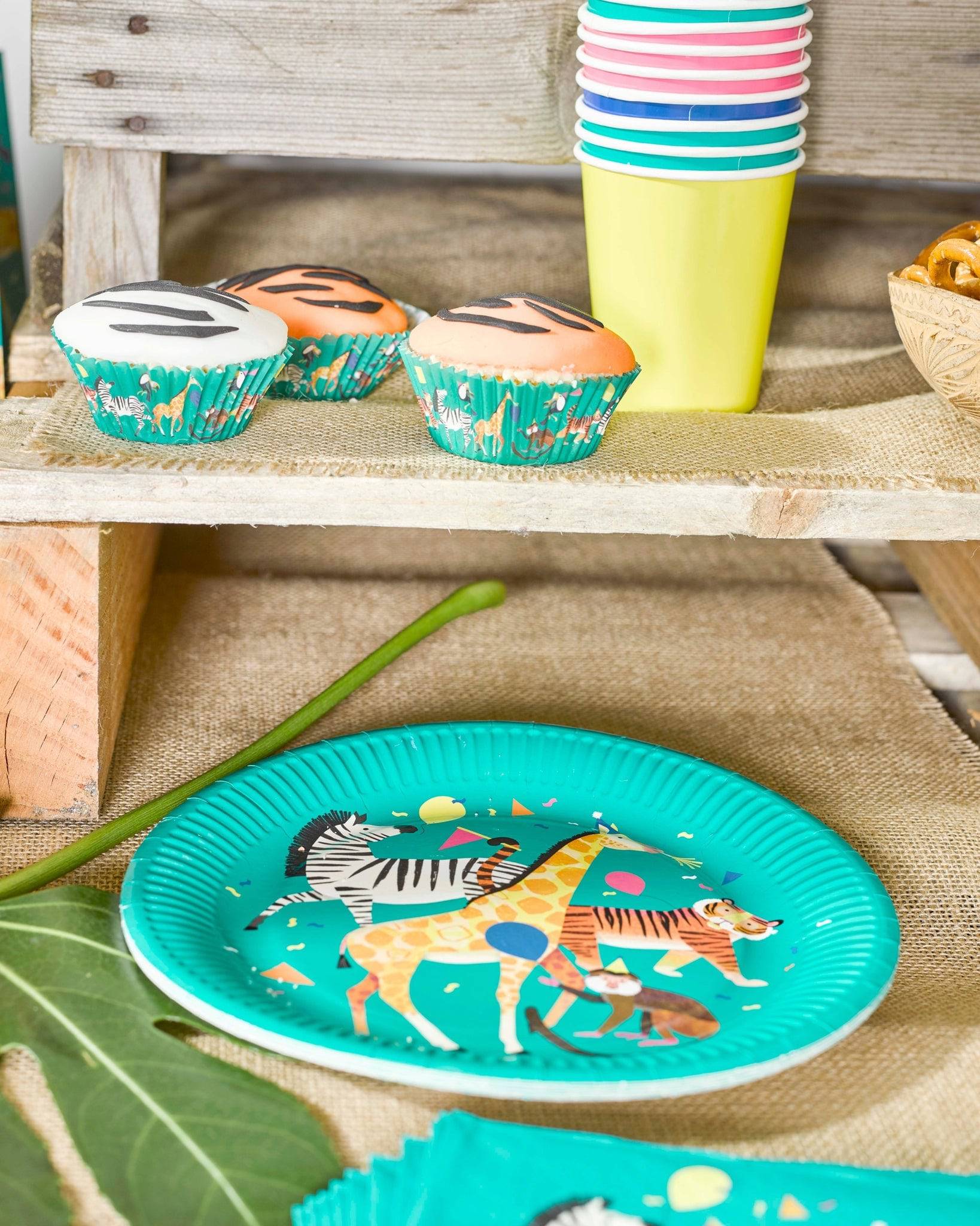 Pack of 8 Jungle Party Paper Plates - Anilas UK