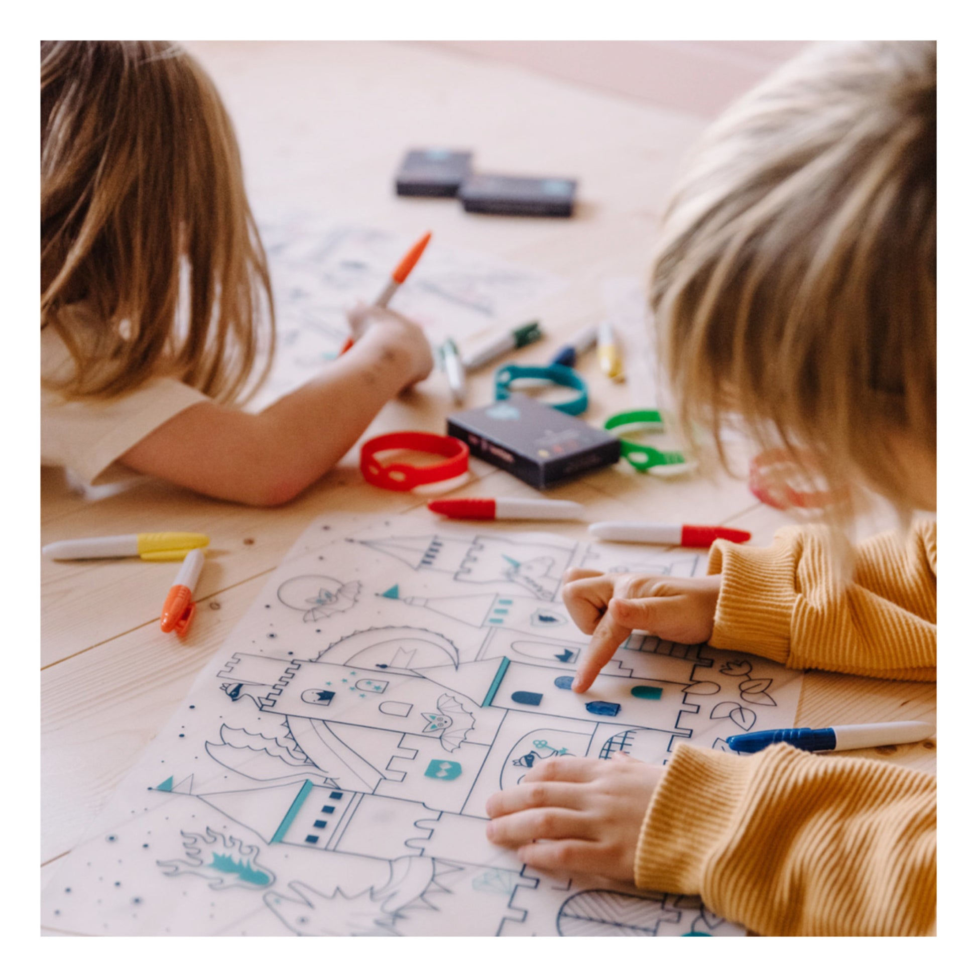 Super Petit - Artiste Colouring Placemat - Castle - Anilas UK